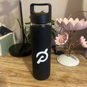 PELOTON NON-SLIP SILICONE GLASS WATER BOTTLE 16OZ